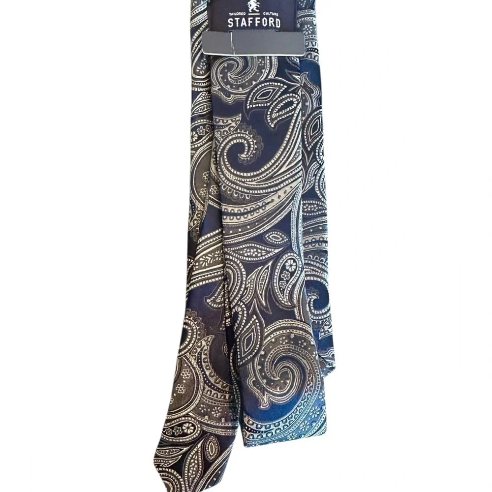 New Stafford Tailored Culture Silk Tie - Navy Blue Gray Silver